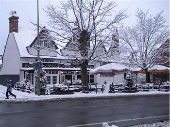 Posada The Old Black Horse - Inn