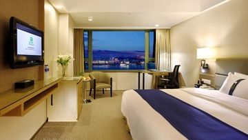 Hotel Holiday Inn Riverside Wuhan