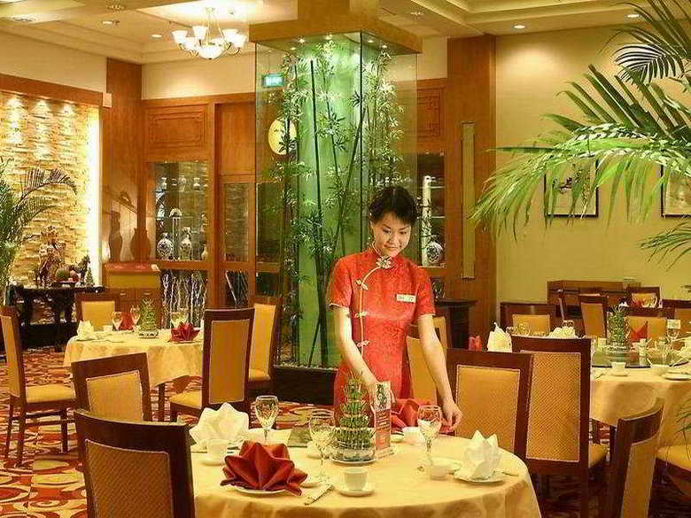 Hotel Holiday Inn Riverside Wuhan