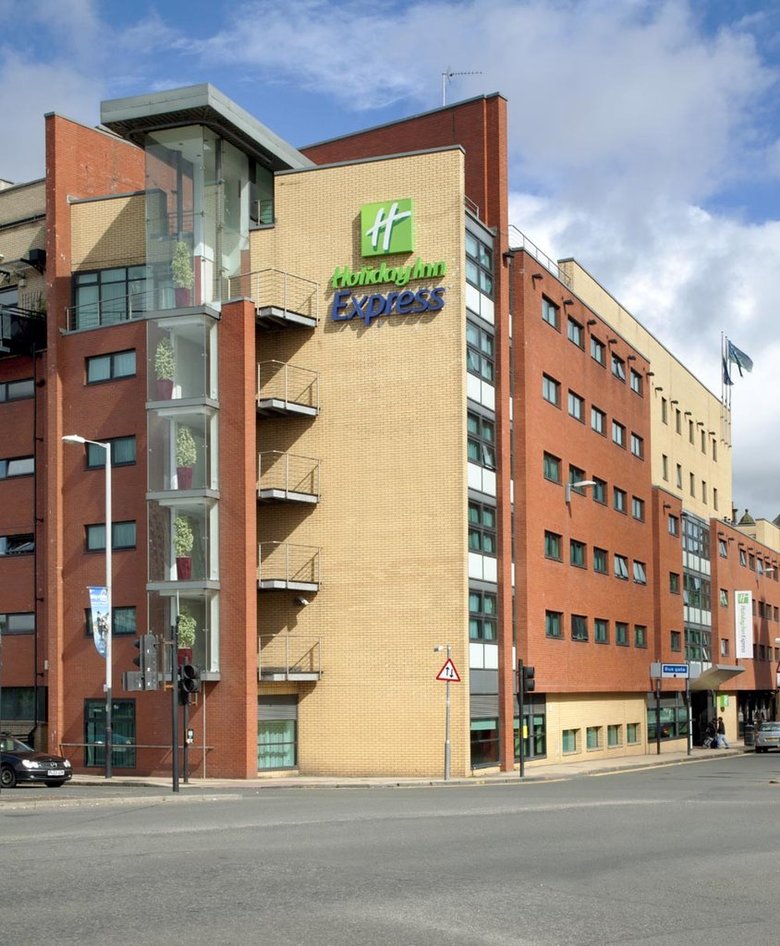 Hotel Holiday Inn Express Riverside