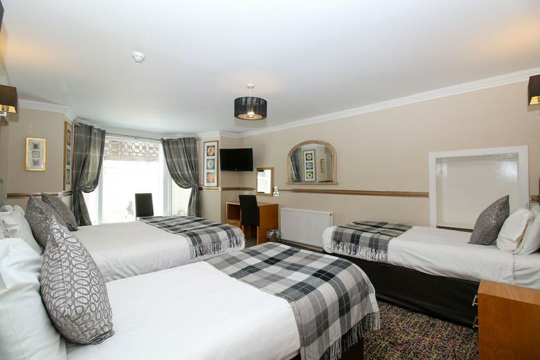 Kelvingrove Hotel