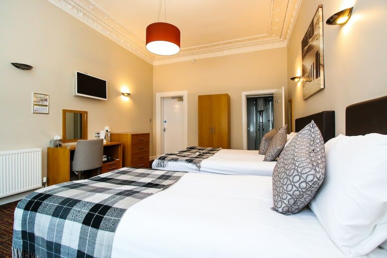 Kelvingrove Hotel
