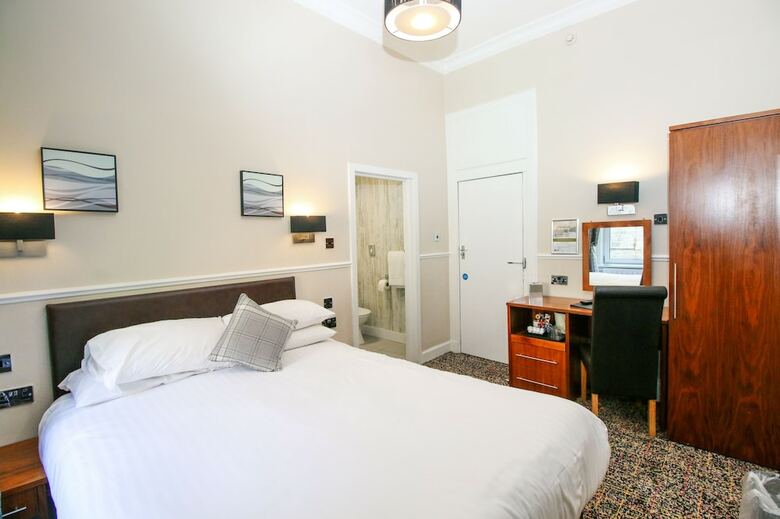 Kelvingrove Hotel