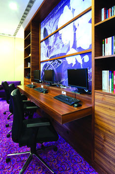 Hotel Hampton By Hilton Warsaw Airport