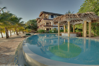 Hotel Robert's Grove Beach Resort