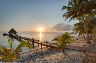 Hotel Robert's Grove Beach Resort