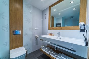 Hotel Rezydencja Nosalowy Dw�r