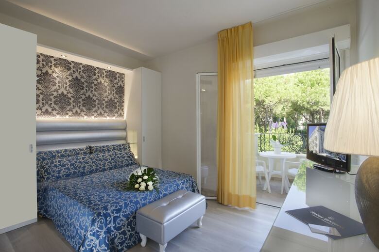 Hotel Riviera