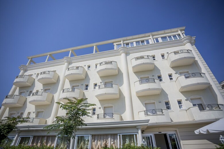 Hotel Riviera