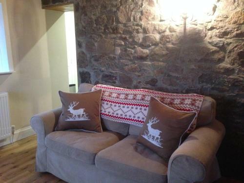 Nether Glenny Cottages
