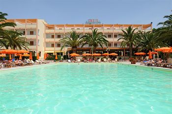 Hotel Oasis