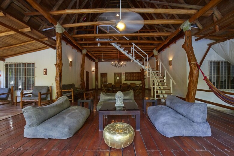 Living Hotel