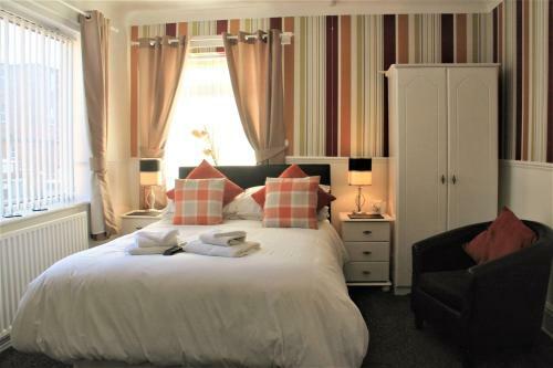 Hostal Serena Court Hotel