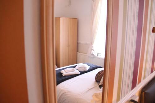 Hostal Serena Court Hotel