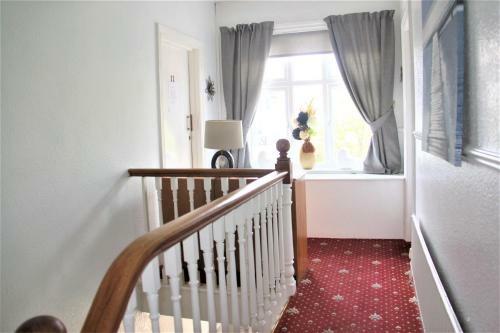 Hostal Serena Court Hotel