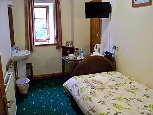 Hostal The Old Presbytery Guest House