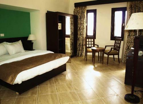 Hotel Rohanou Beach Resort