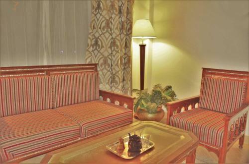 Hotel Rohanou Beach Resort