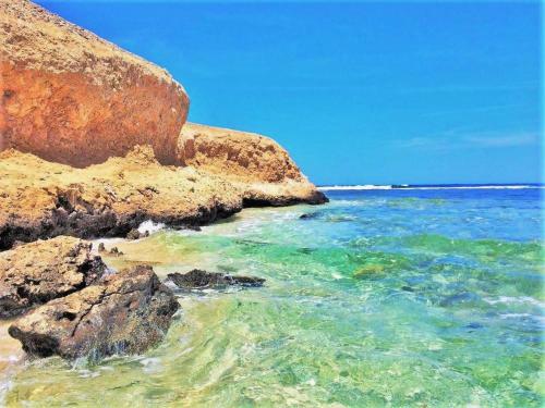 Hotel Rohanou Beach Resort