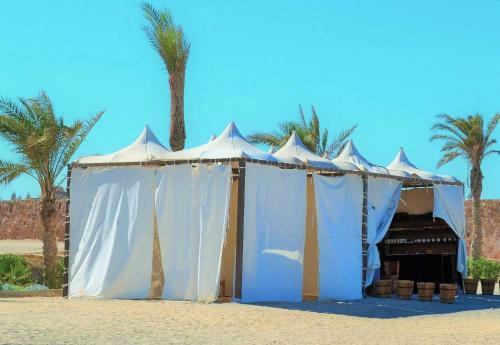 Hotel Rohanou Beach Resort