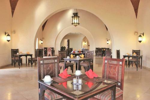 Hotel Rohanou Beach Resort