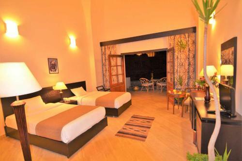 Hotel Rohanou Beach Resort