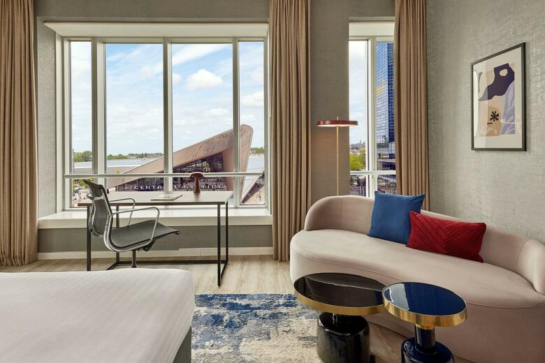 The Manhattan Hotel Rotterdam