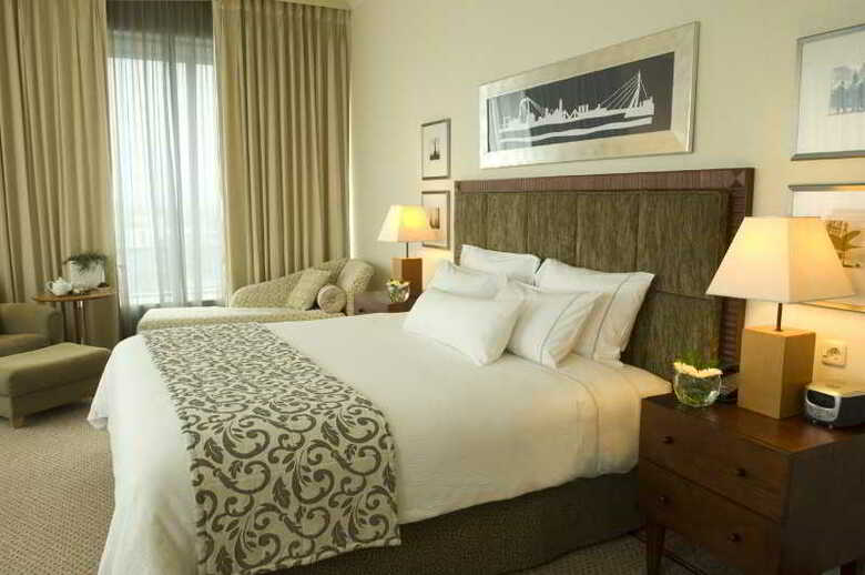 The Manhattan Hotel Rotterdam