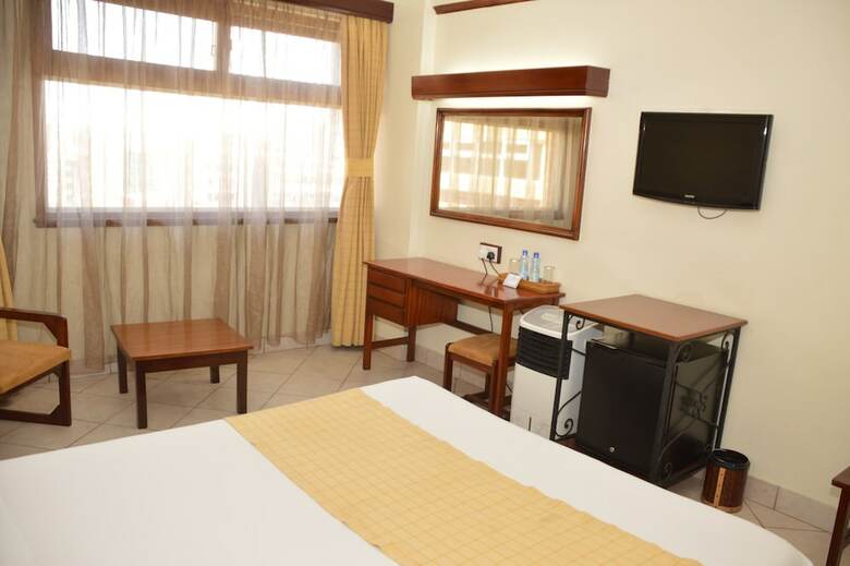 Sentrim 680 Hotel