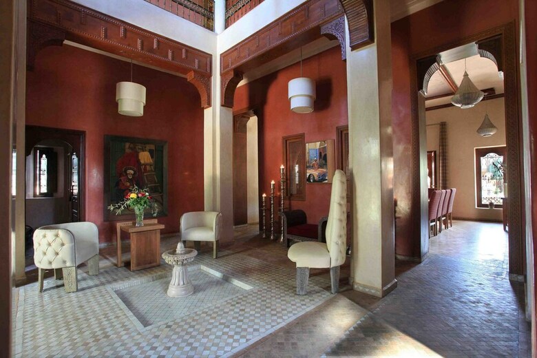 Hostal Dar Layyina