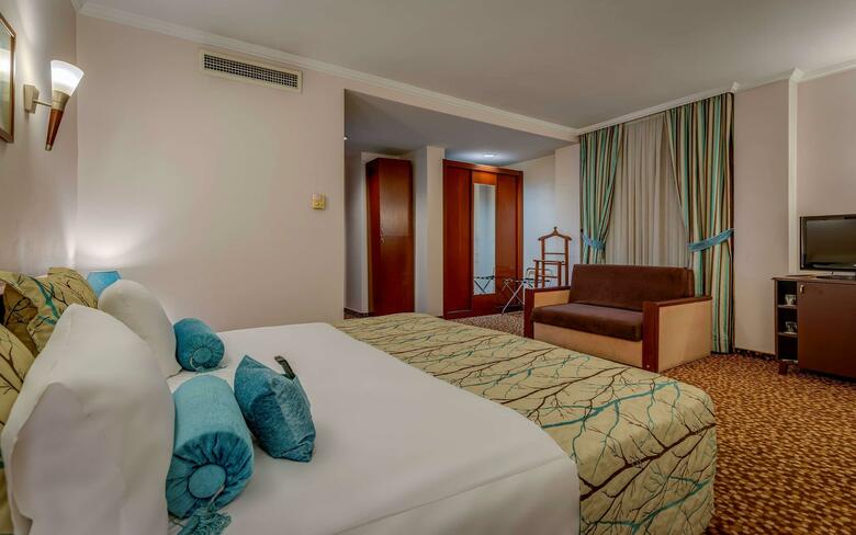 Hotel Best Western Plus Khan