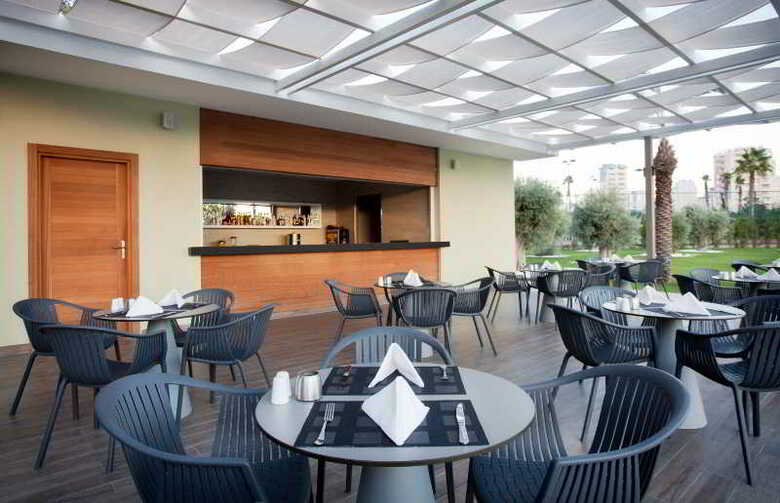 Akra Hotel