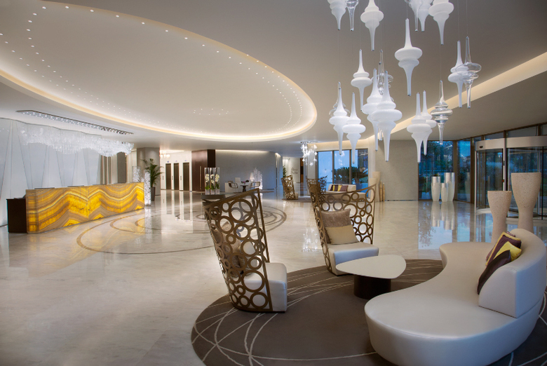 Akra Hotel