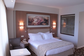 Hotel Akol