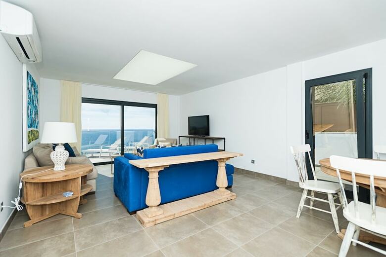 Altos De La Gloria Beach Apartments