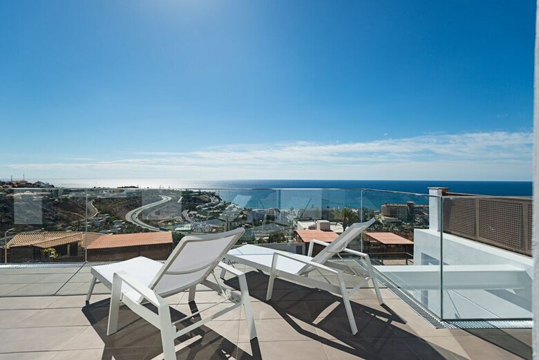 Altos De La Gloria Beach Apartments