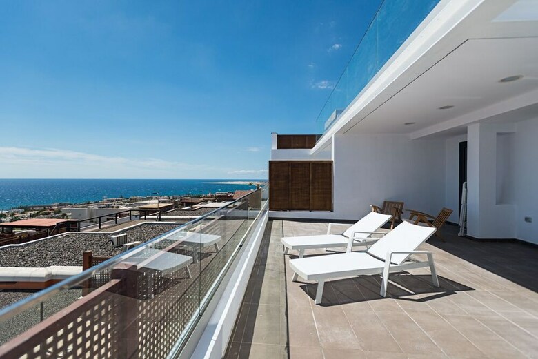 Altos De La Gloria Beach Apartments
