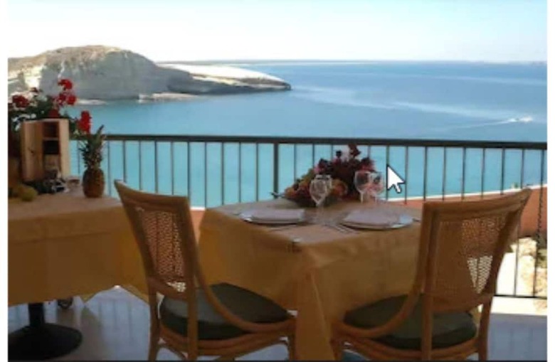 Hotel La Baja
