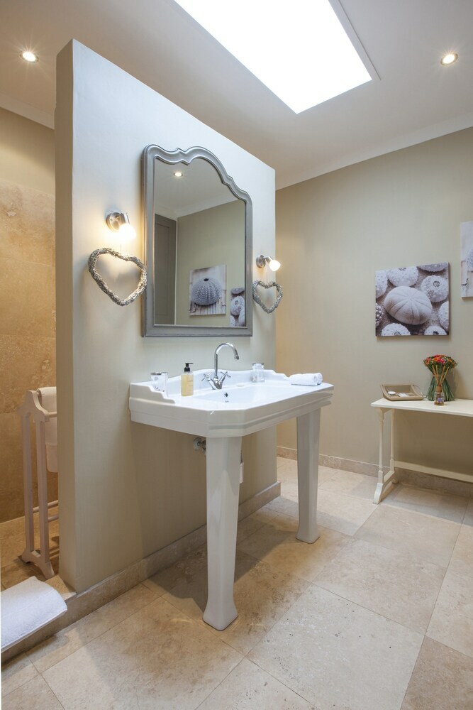 Bed & Breakfast 14 On Klein Constantia