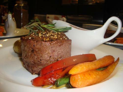 Hostal 44 On Ennis Guest Lodge And Restaurant