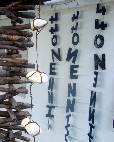 Hostal 44 On Ennis Guest Lodge And Restaurant