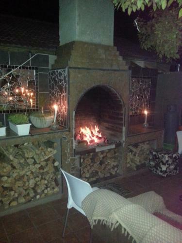 Hostal 44 On Ennis Guest Lodge And Restaurant