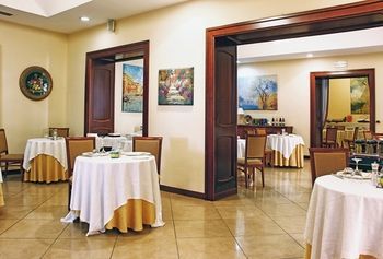 Le Cheminee Business Hotel