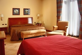 Le Cheminee Business Hotel