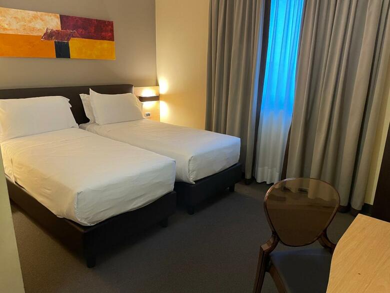 Hotel Omnia