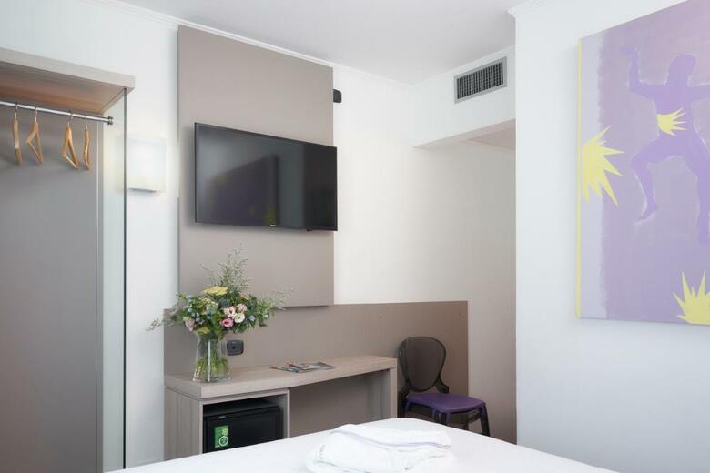 Hotel Omnia