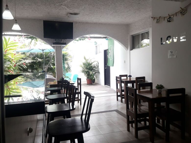 Hostal Villa64