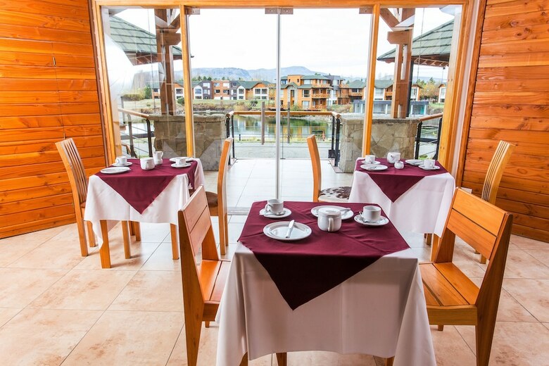 Hotel Am�rian Villa Huapi Resort
