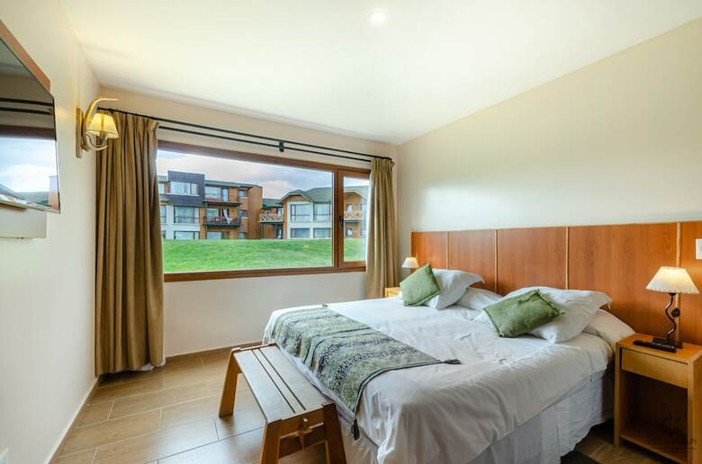 Hotel Am�rian Villa Huapi Resort