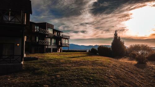 Hotel Am�rian Villa Huapi Resort